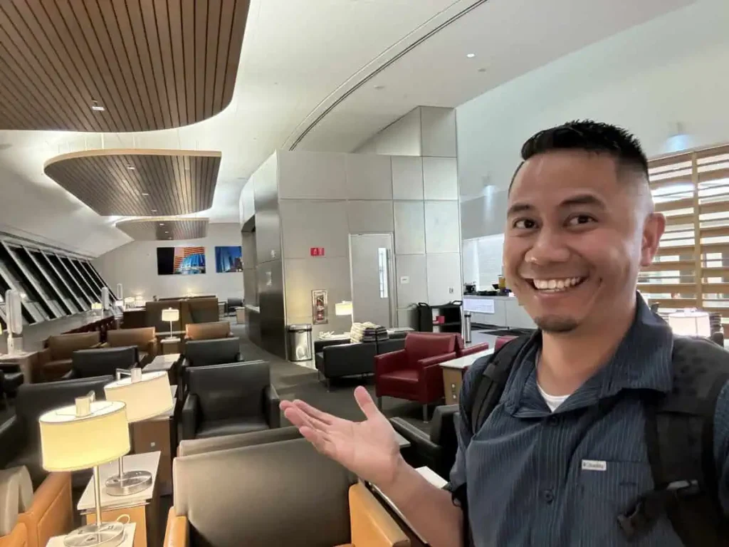 Selfie at Admirals Club DFW Terminal A
