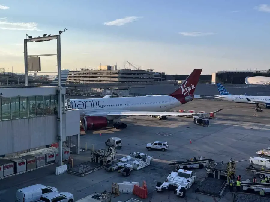 Lounges-Majaraja-03-Views-02