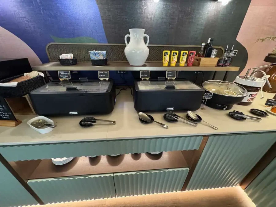 The Spring House_Breakfast_01-Hot Foods