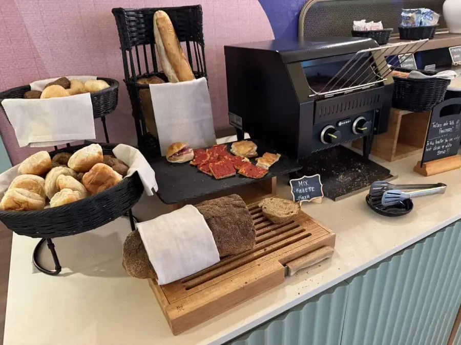 The Spring House_Breakfast_05-Breads