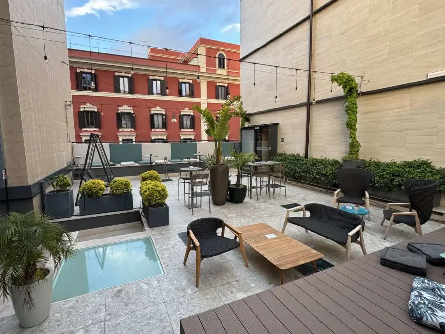 The Spring House_Outdoor Area_05-Overall