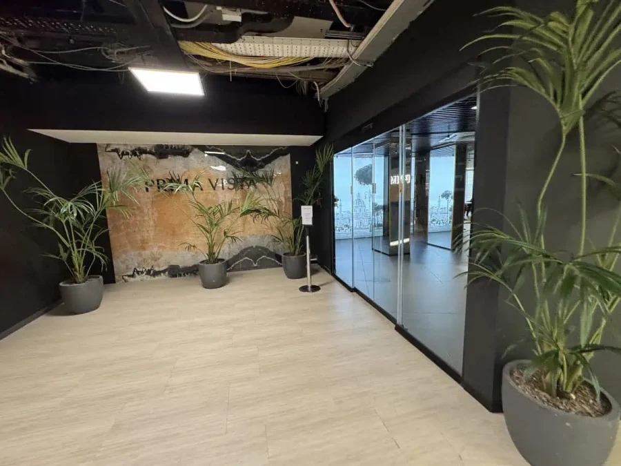 FCO Prima Vista Portus Lounge_Entrance