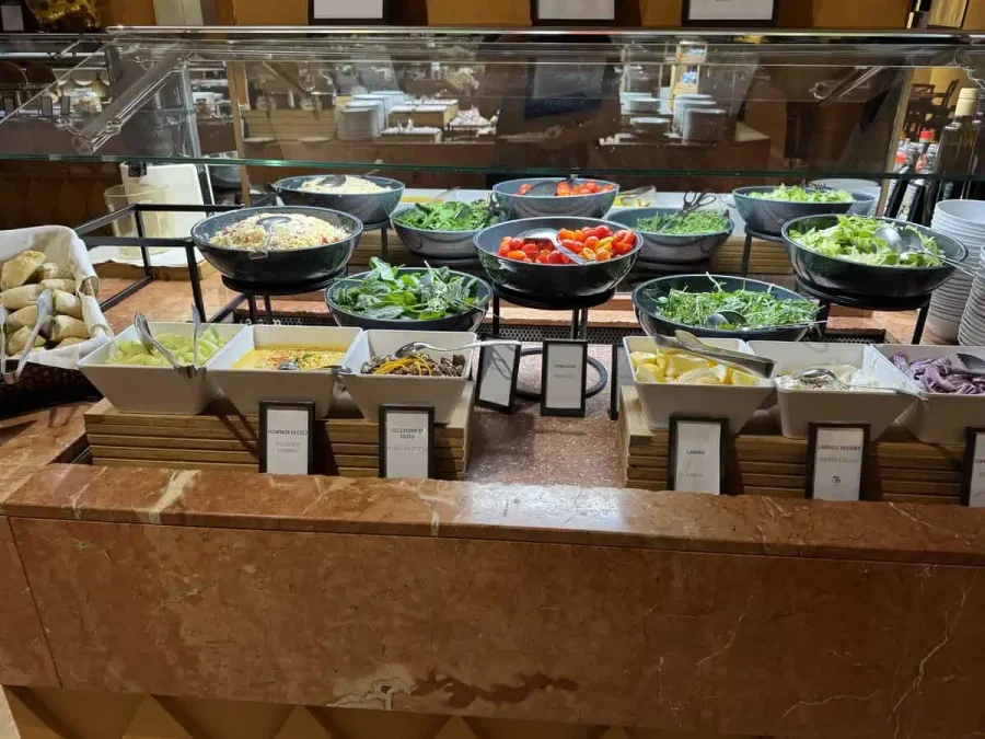 Hilton Rome Airport_Breakfast_07-Salad