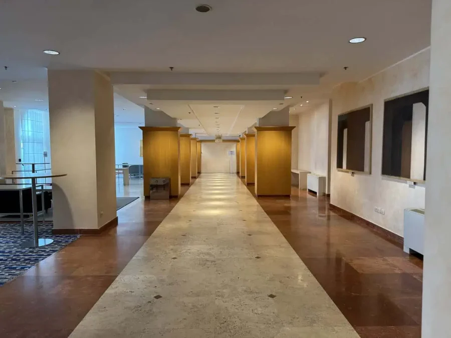 Hilton Rome Airport_Lobby_01-Conference Room Side