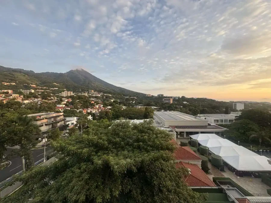 Hilton San Salvador_Executive Room_21-View